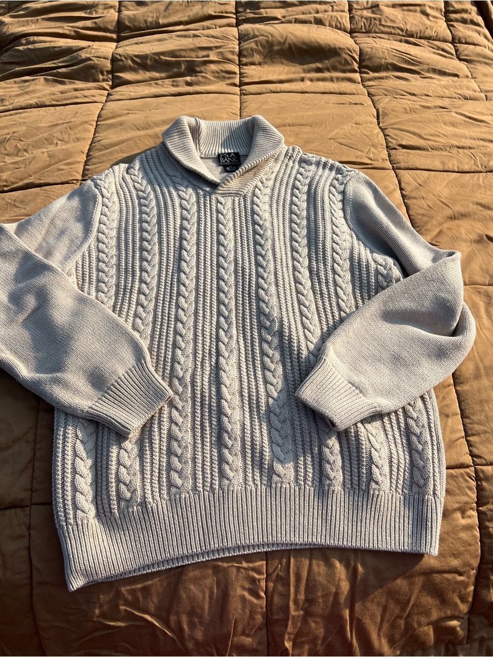 Jos. A. Bank Men's Light Cream Cable Knit V-Neck Sweater Size XL
